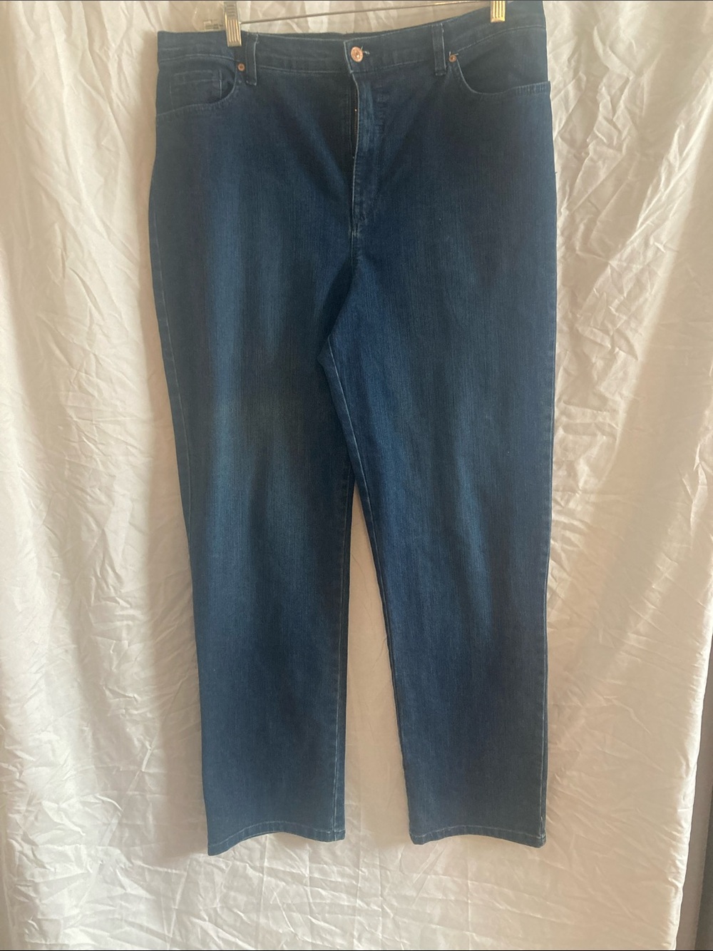 Gloria Vanderbilt Amanda Indigo Blue Straight Leg Jeans